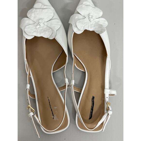 Ann Taylor Sz 6.5 White 3D Flower Nip Pointed Toe Leather Slingback Flats - Picture 7 of 9